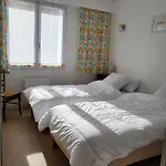 3 6 Pers Rez De Jardin 5min Quartier Du Phare Location Du Dimanche Au Dimanche En Juillet Et Aout アパート ラ・トランシュ・シュル・メール