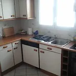 3 6 Pers Rez De Jardin 5min Quartier Du Phare Location Du Dimanche Au Dimanche En Juillet Et Aout Apartmán La Tranche-sur-Mer